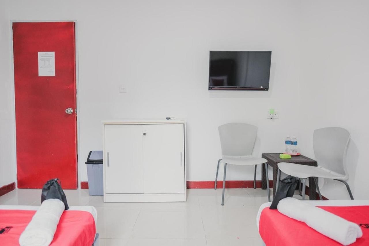 Reddoorz Near Nagoya Hill Batam 4 Hotel Jodoh  Exterior photo