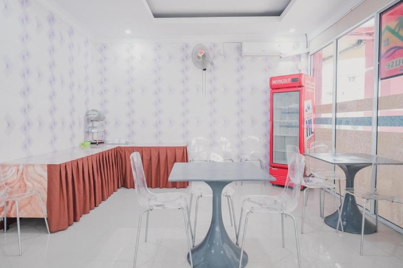 Reddoorz Near Nagoya Hill Batam 4 Hotel Jodoh  Exterior photo